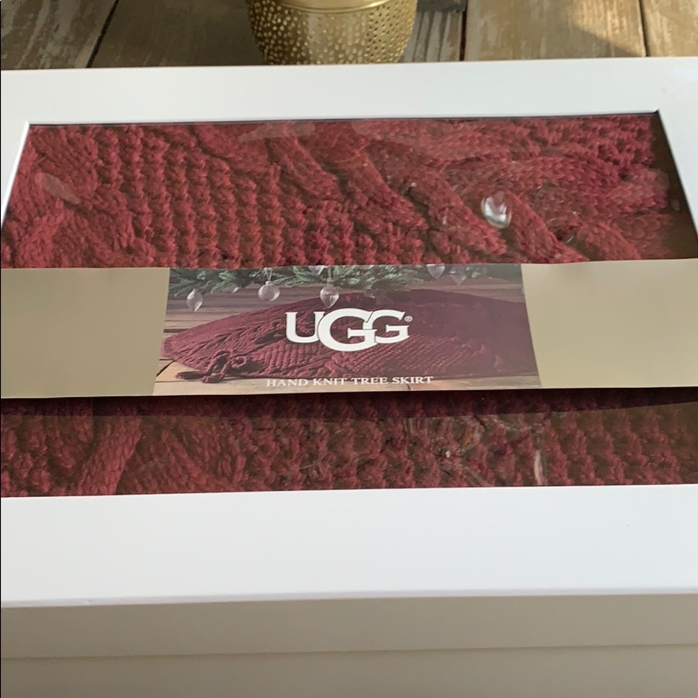 COPY - Ugg Hand Knit Tree Skirt